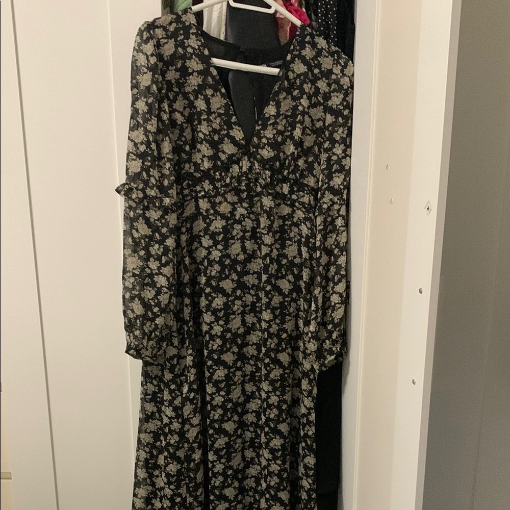 Zara Black Floral Long Sleeve Maxi Dress - Picture 2 of 4